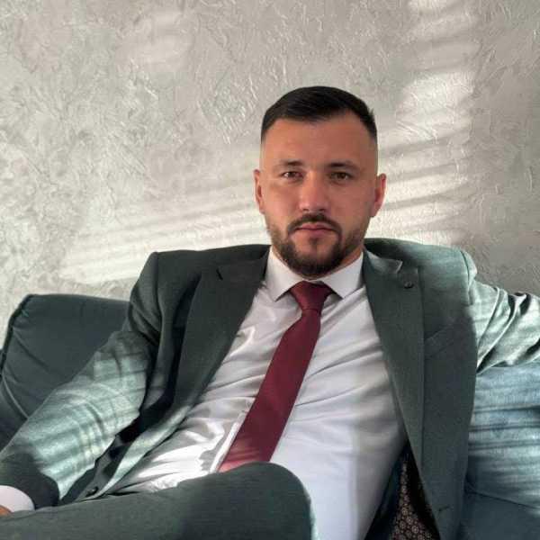 elite realty Iulian Antonov