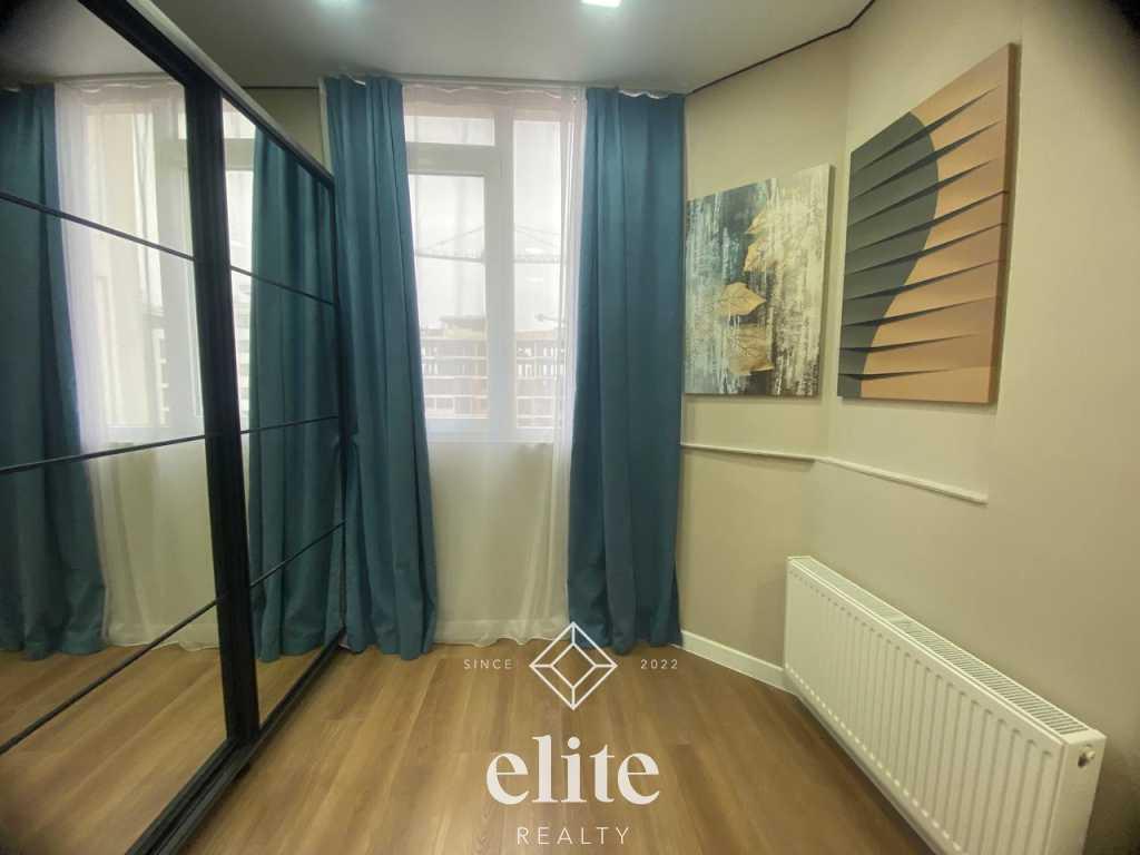 elite realty image