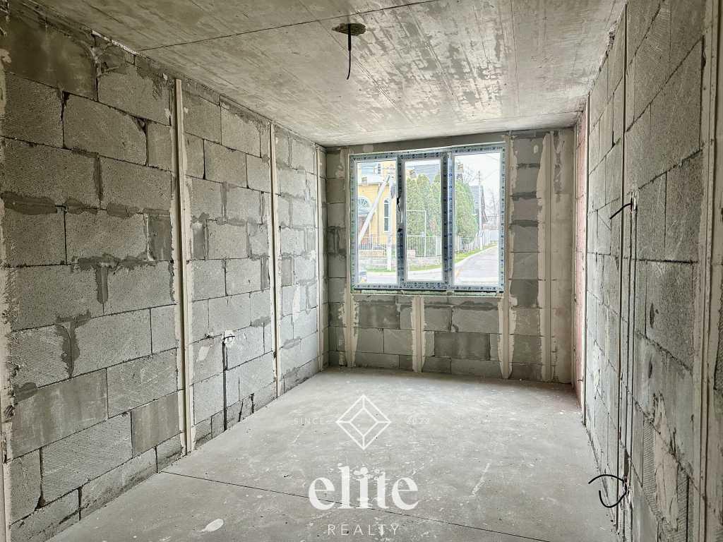 elite realty image