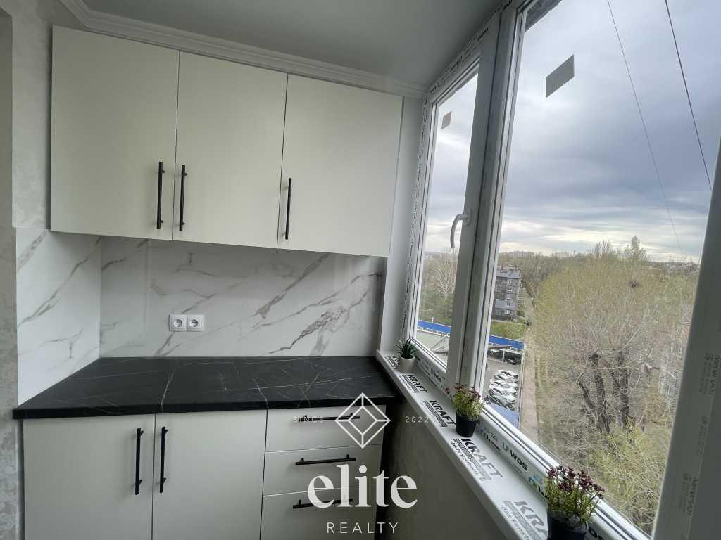 elite realty image
