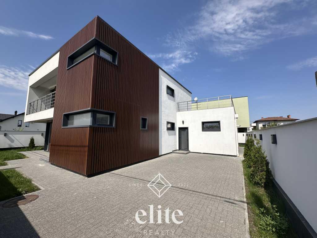 elite realty image