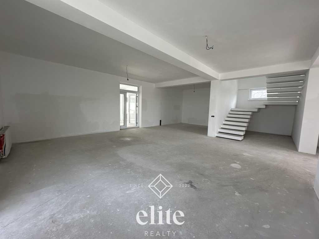 elite realty image