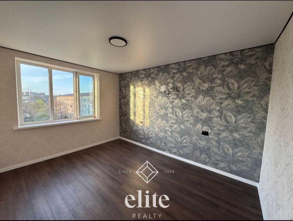 elite realty image