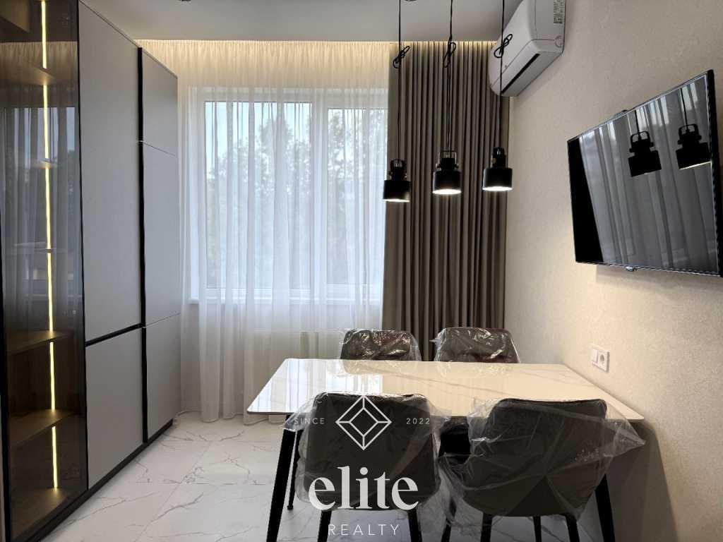 elite realty image