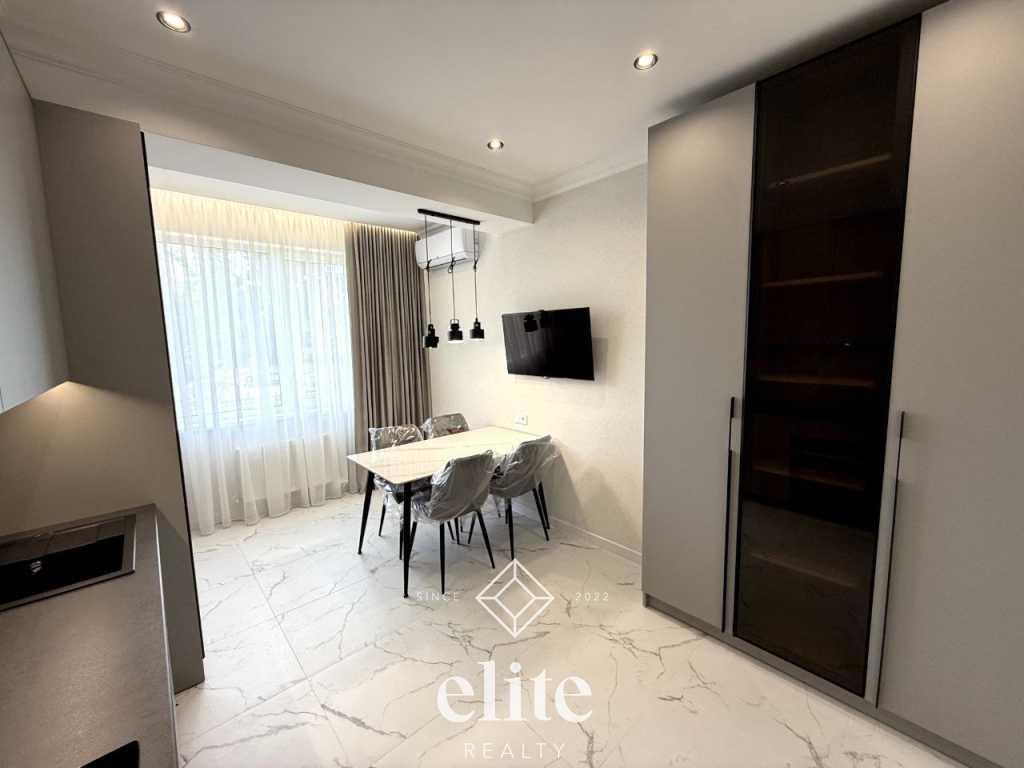 elite realty image