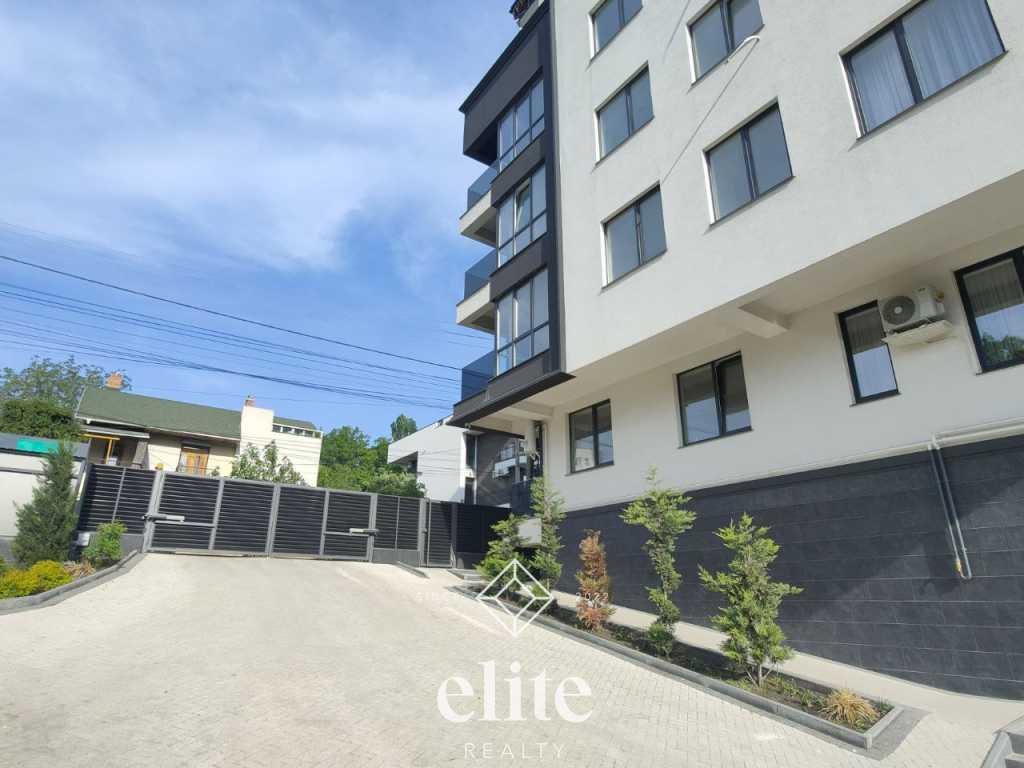 elite realty image