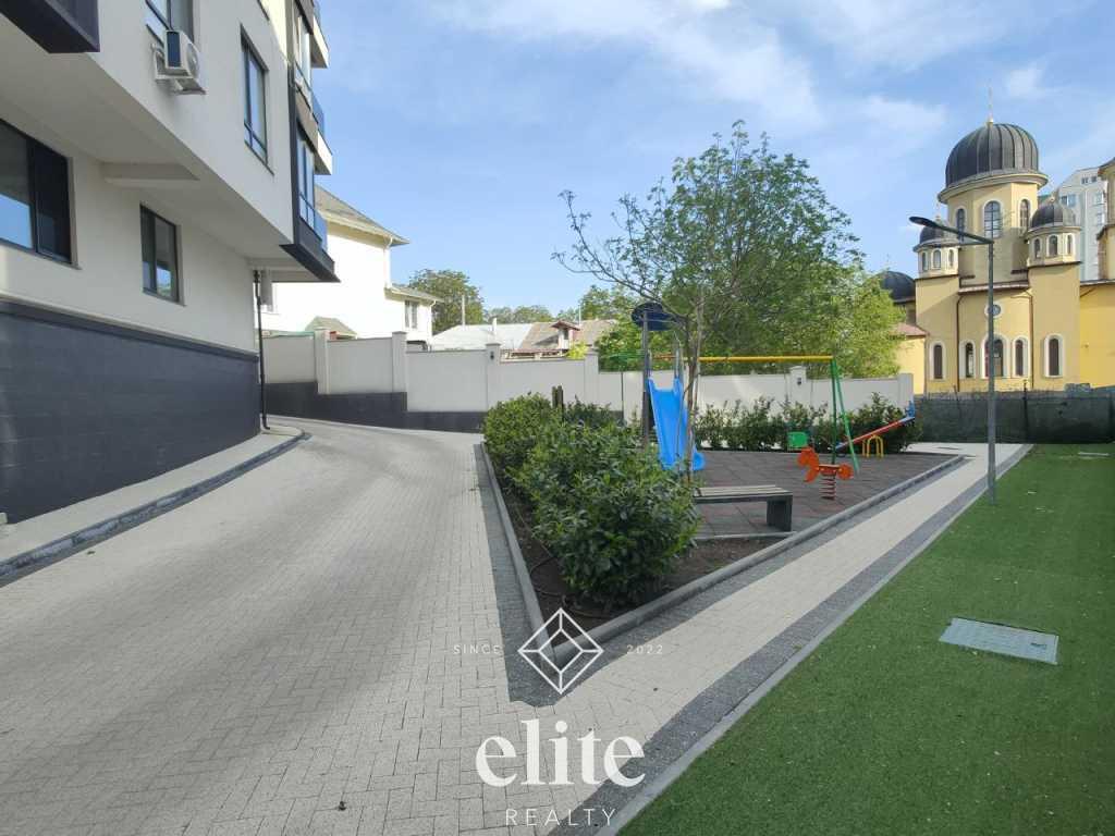 elite realty image