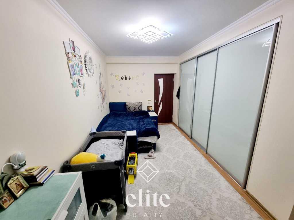 elite realty image