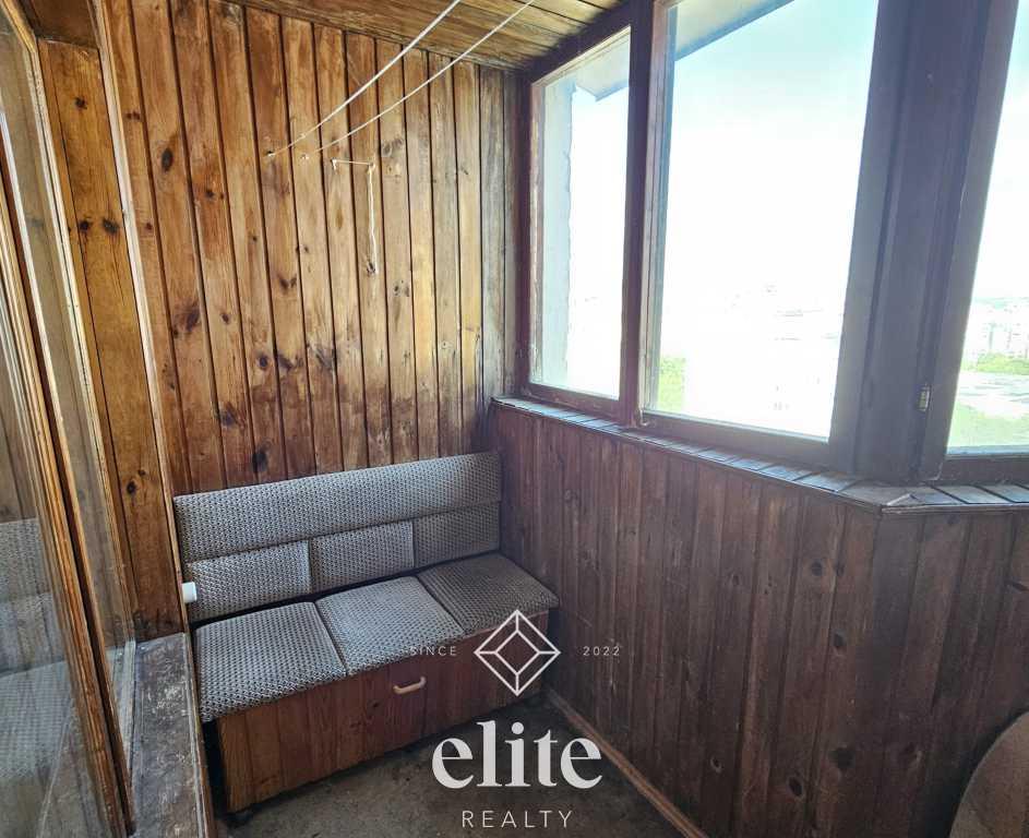 elite realty image
