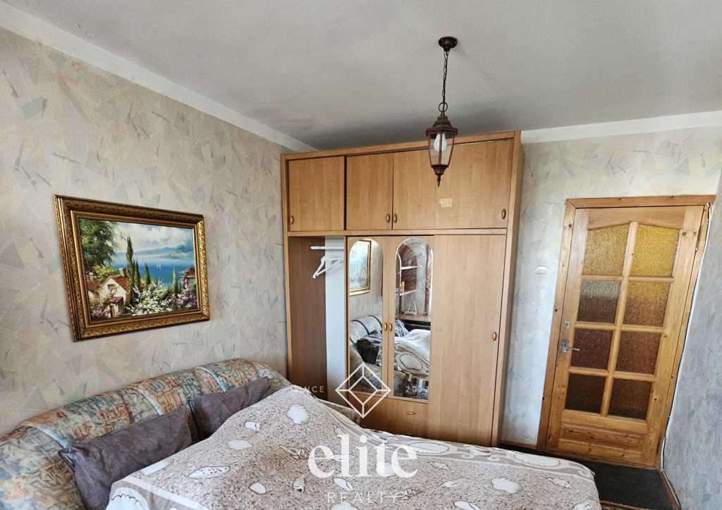 elite realty image