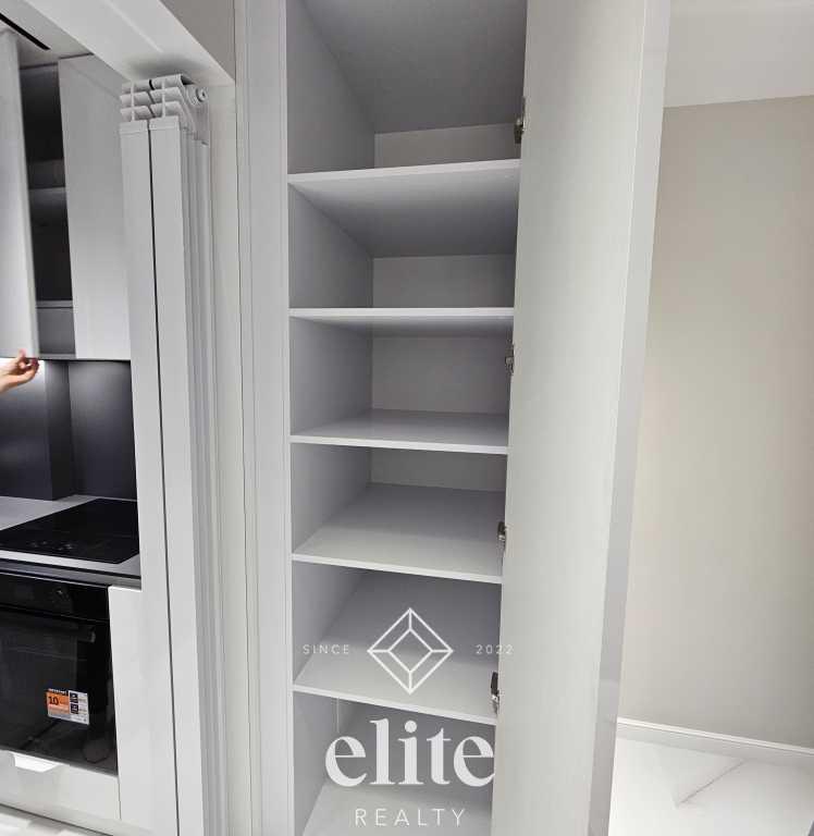 elite realty image