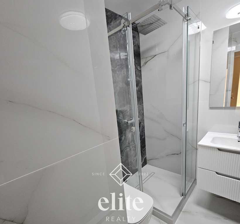 elite realty image