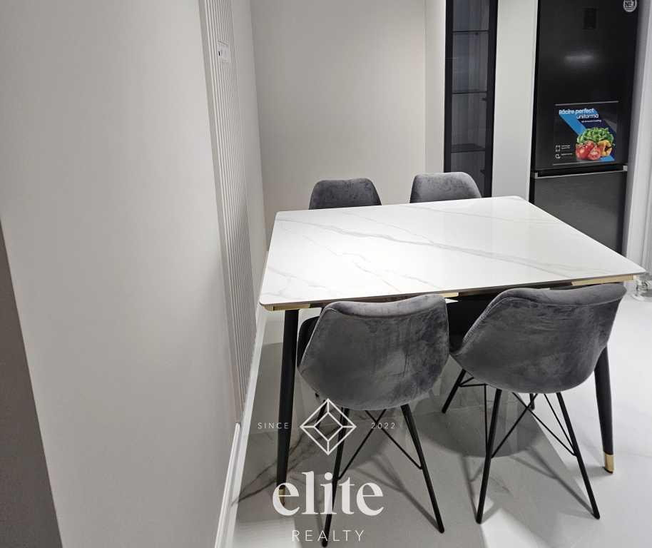 elite realty image