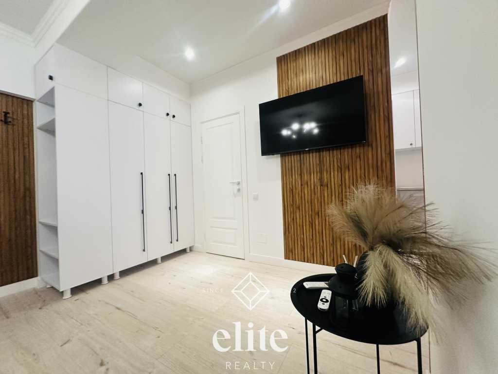 elite realty image