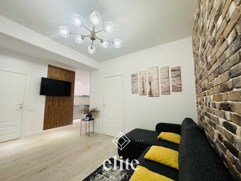 elite realty image