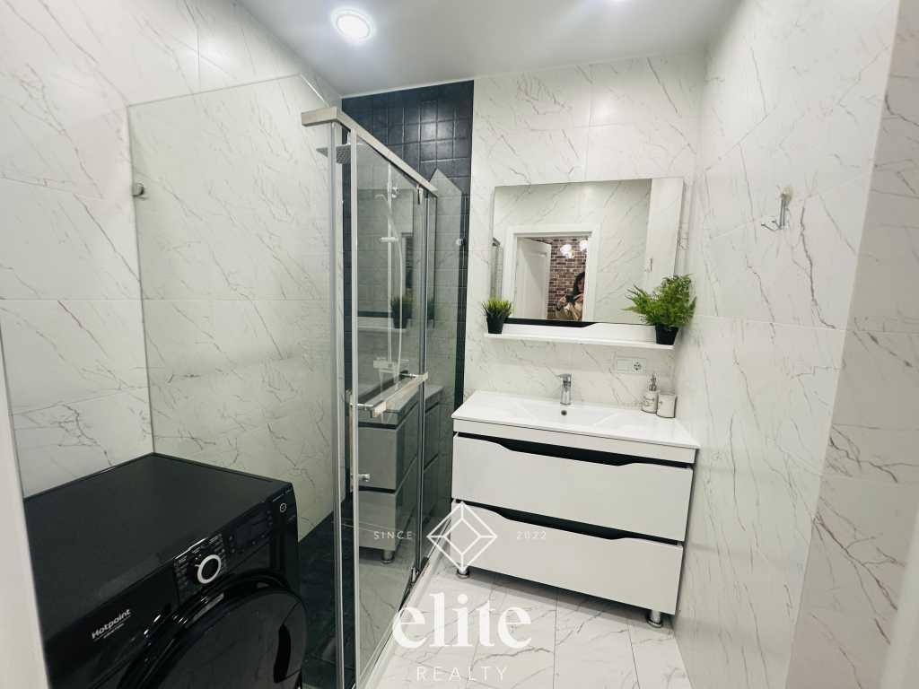 elite realty image