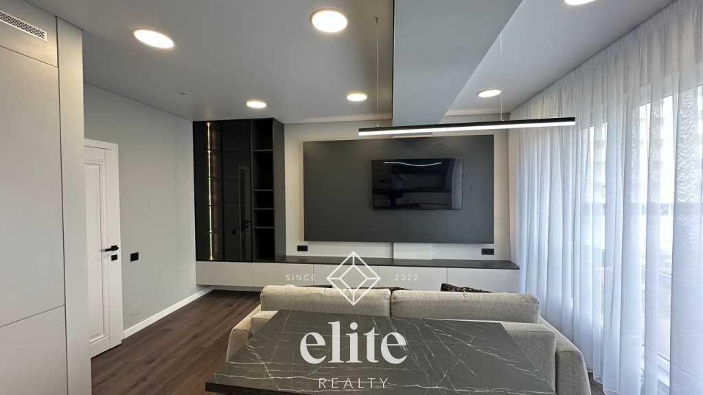 elite realty image