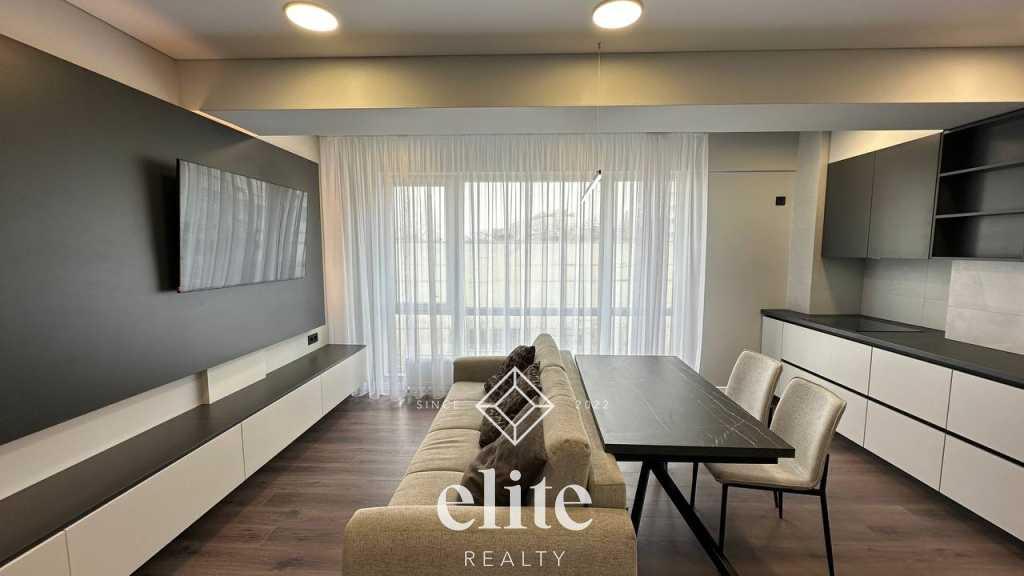 elite realty image