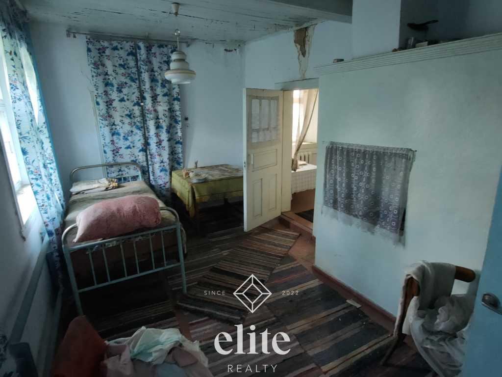 elite realty image