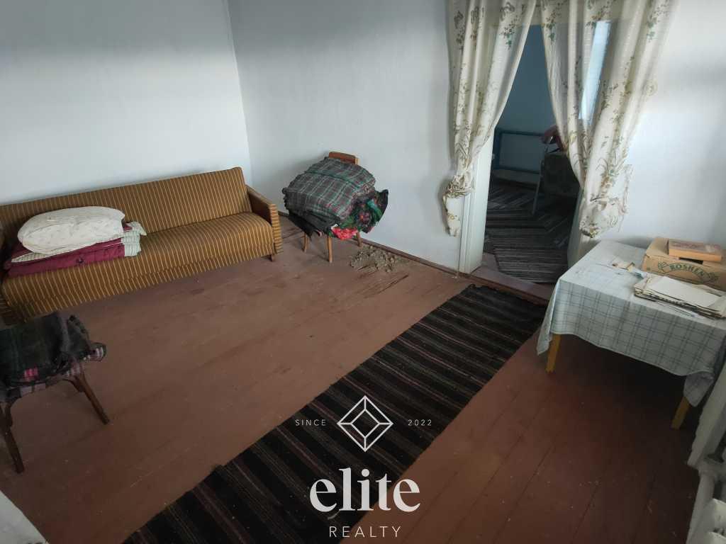 elite realty image