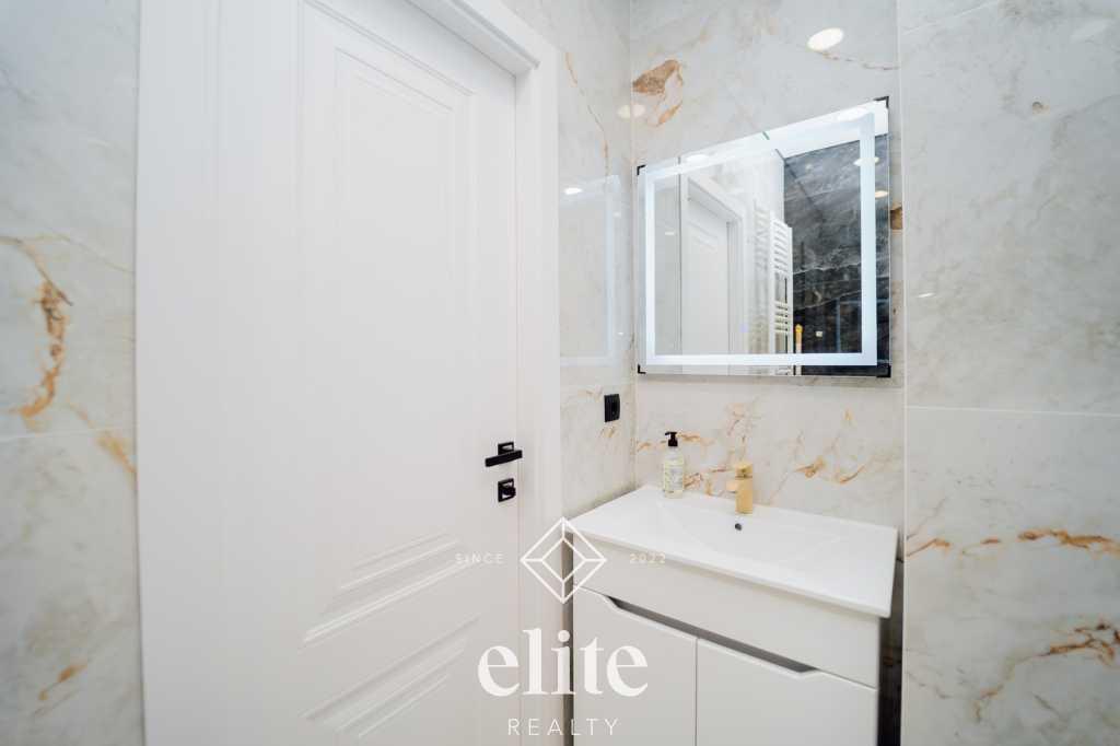 elite realty image