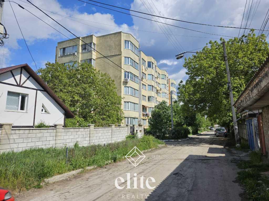 elite realty image