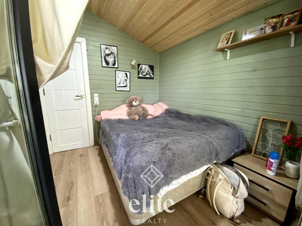 elite realty image