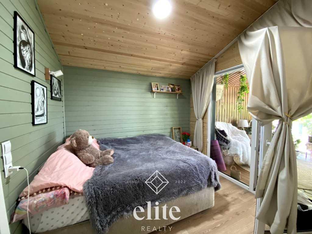 elite realty image