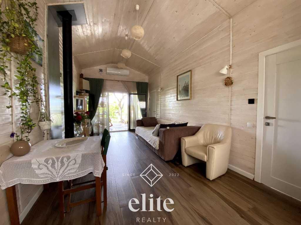 elite realty image