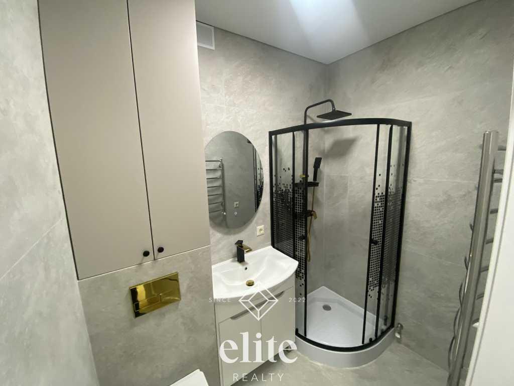 elite realty image