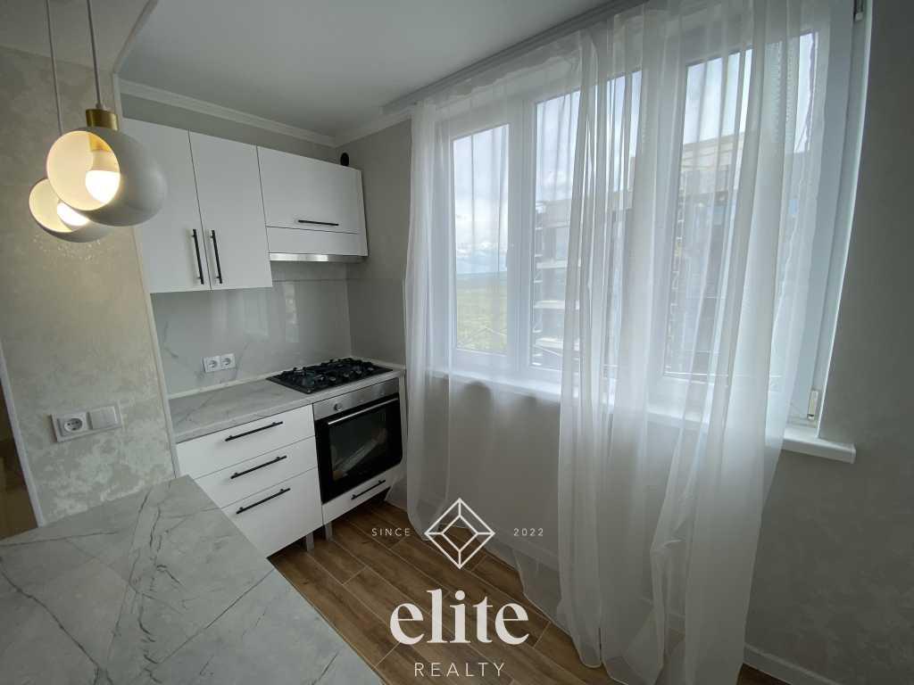 elite realty image