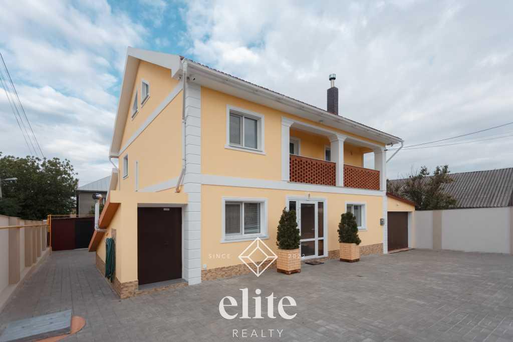 elite realty image
