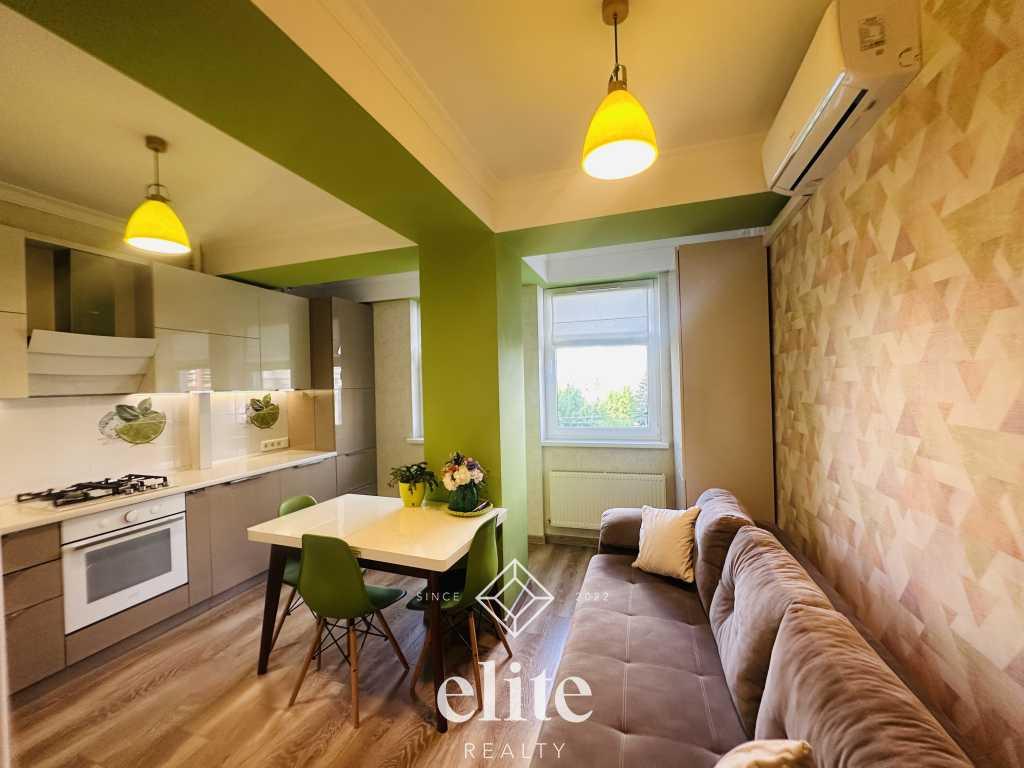 elite realty image