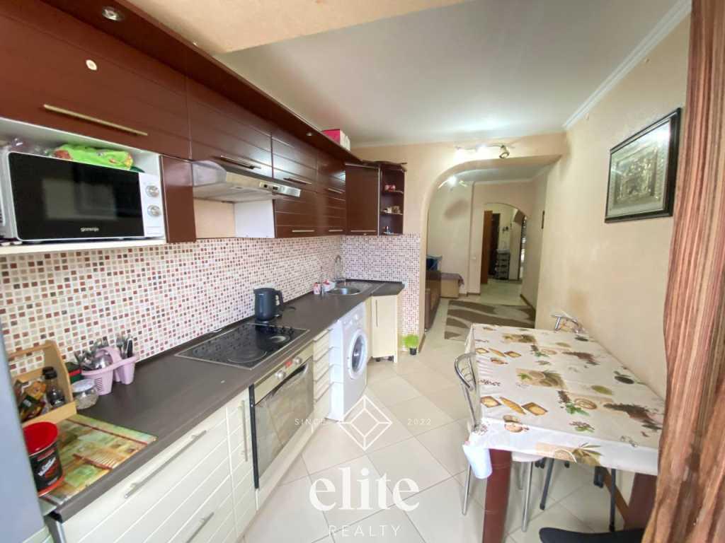 elite realty image