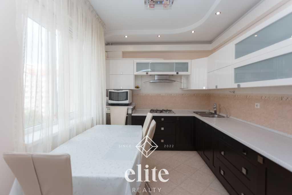 elite realty image
