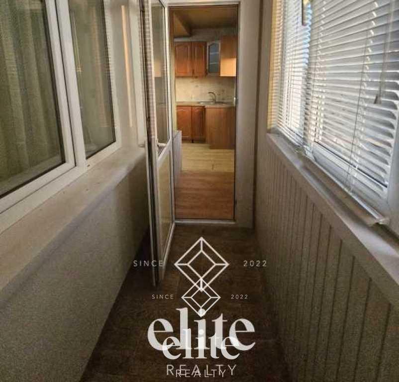elite realty image