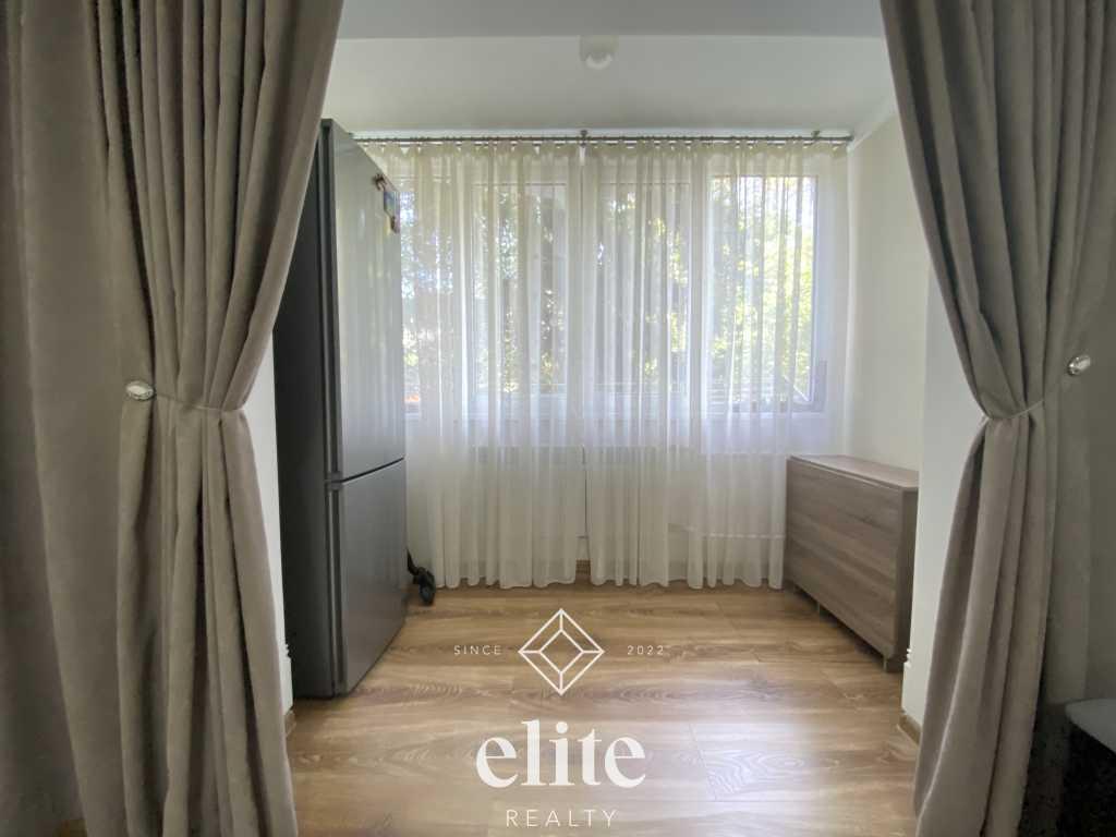 elite realty image