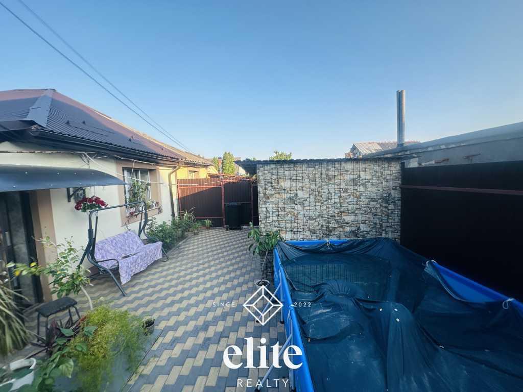 elite realty image