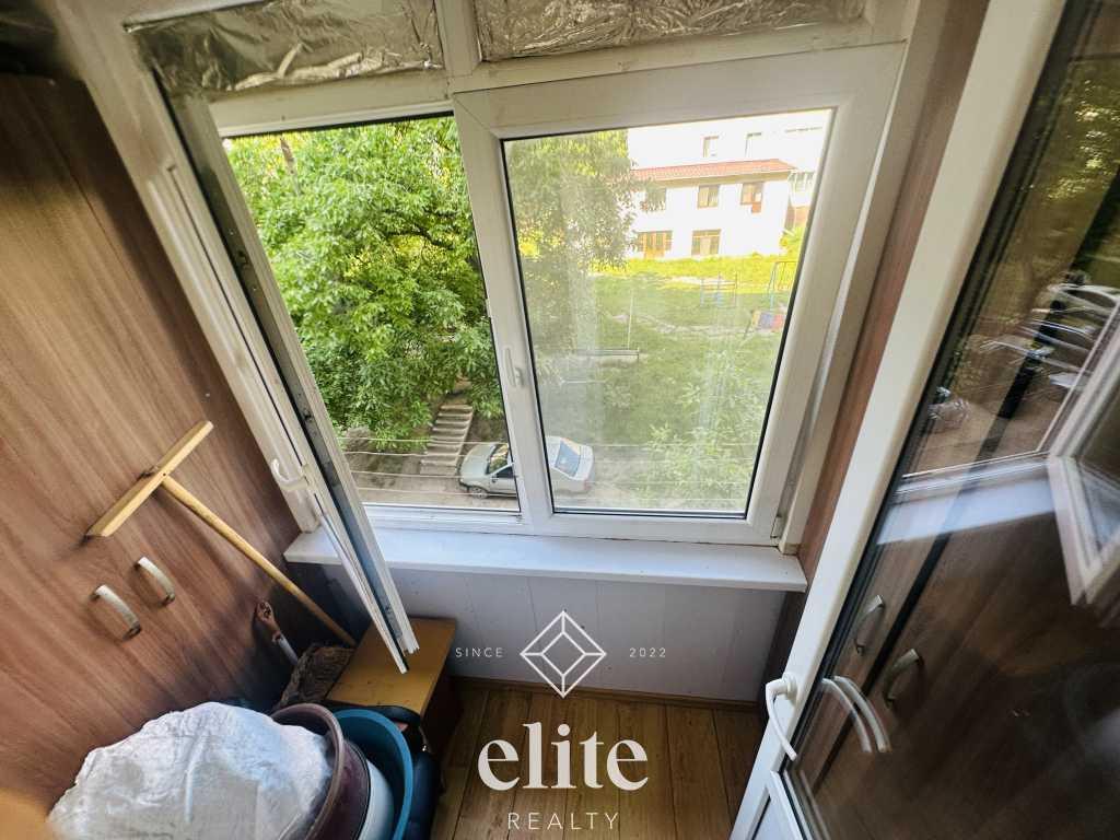 elite realty image