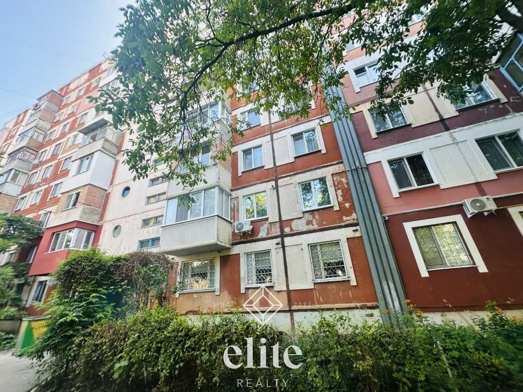 elite realty image