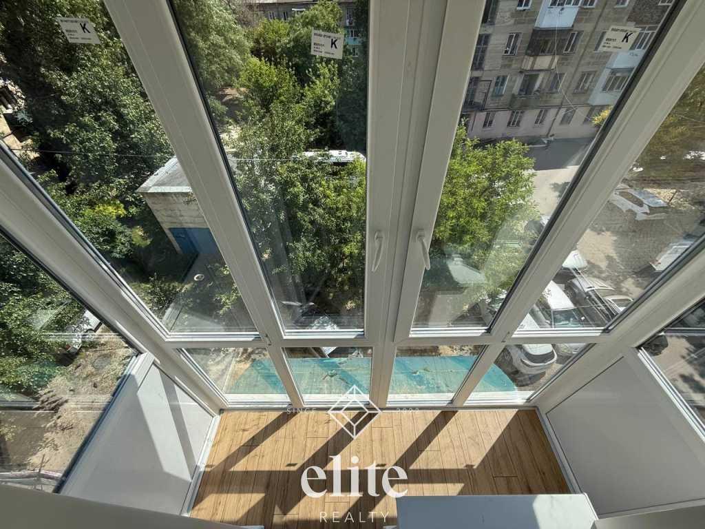 elite realty image