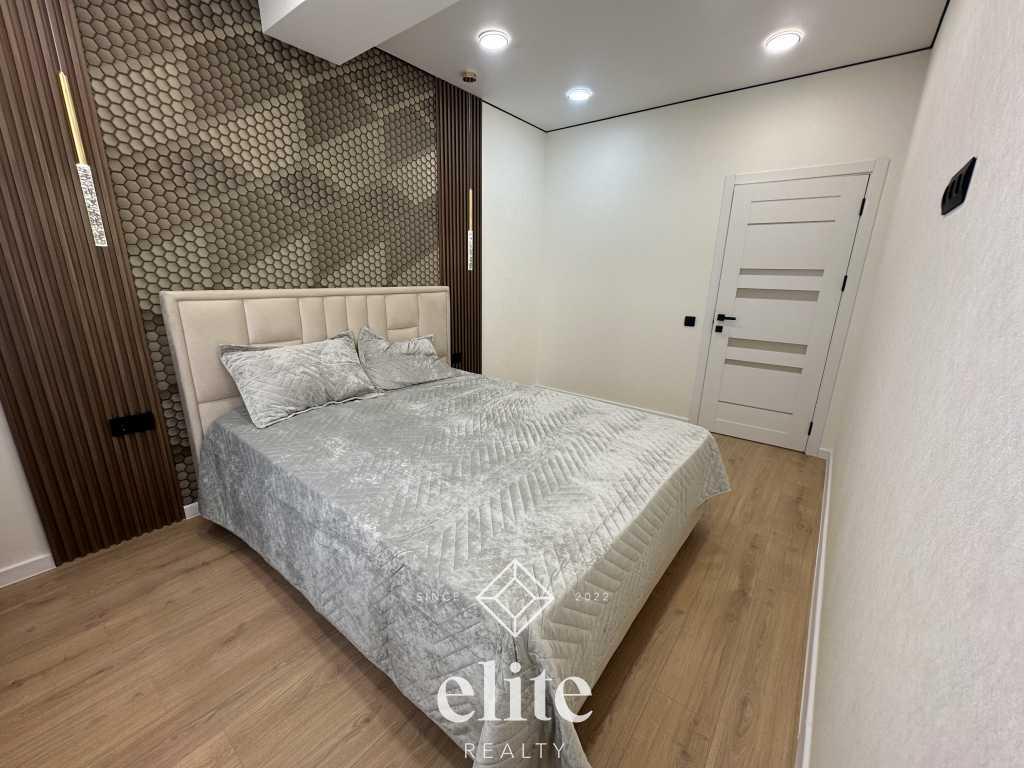 elite realty image
