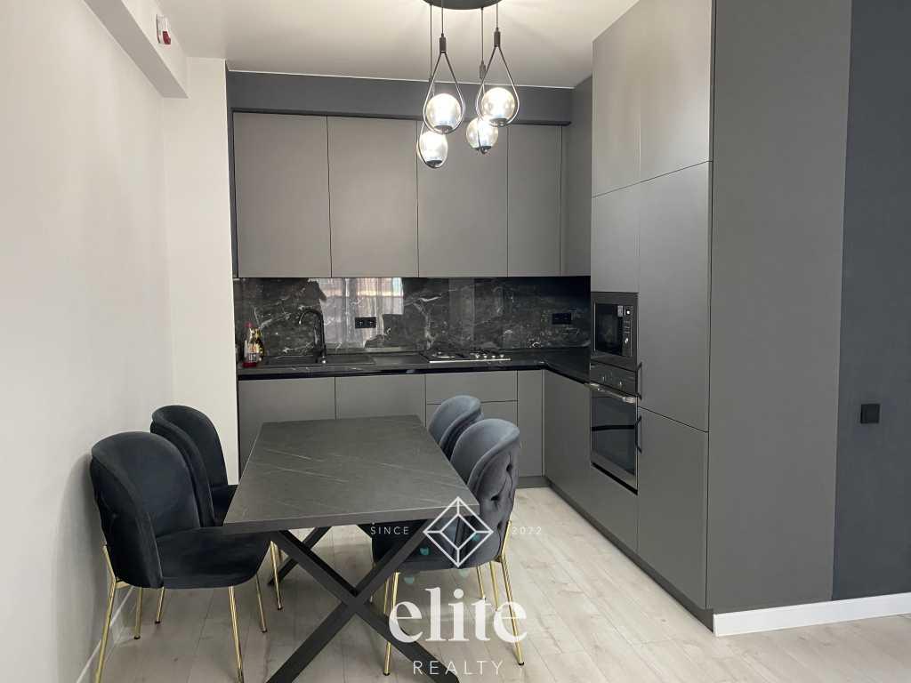 elite realty image