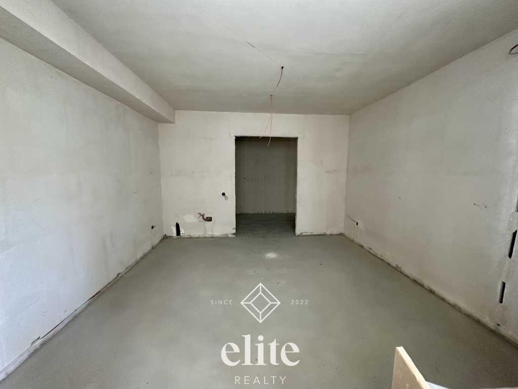 elite realty image