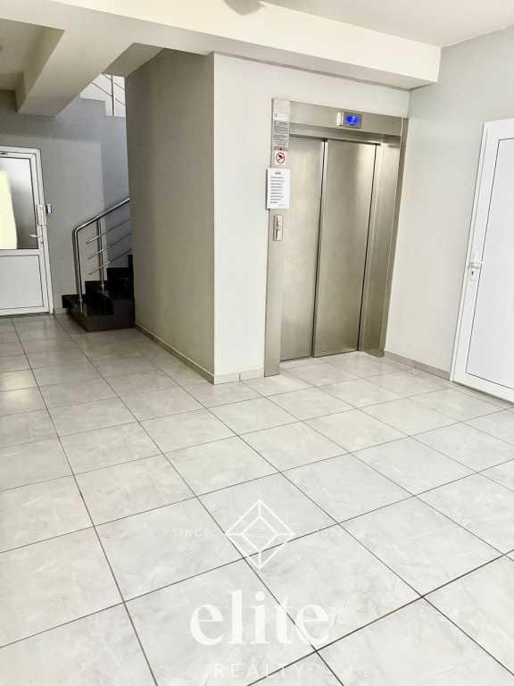 elite realty image