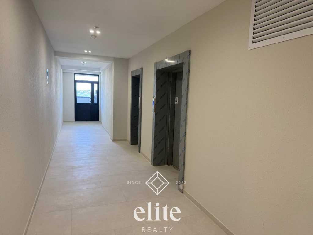 elite realty image