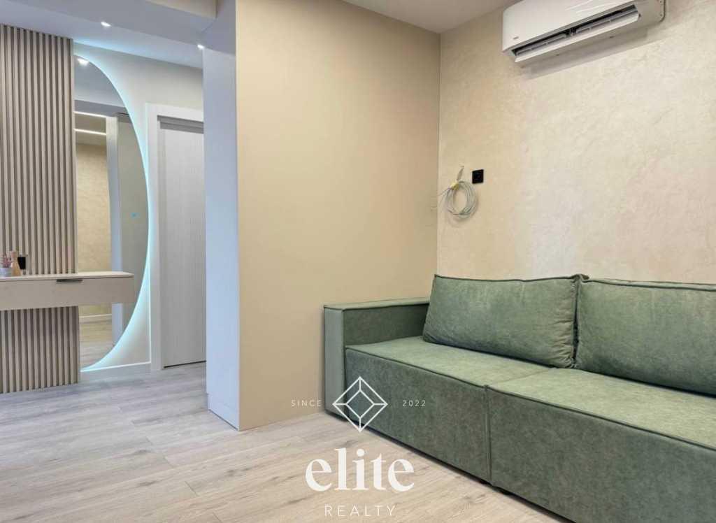 elite realty image