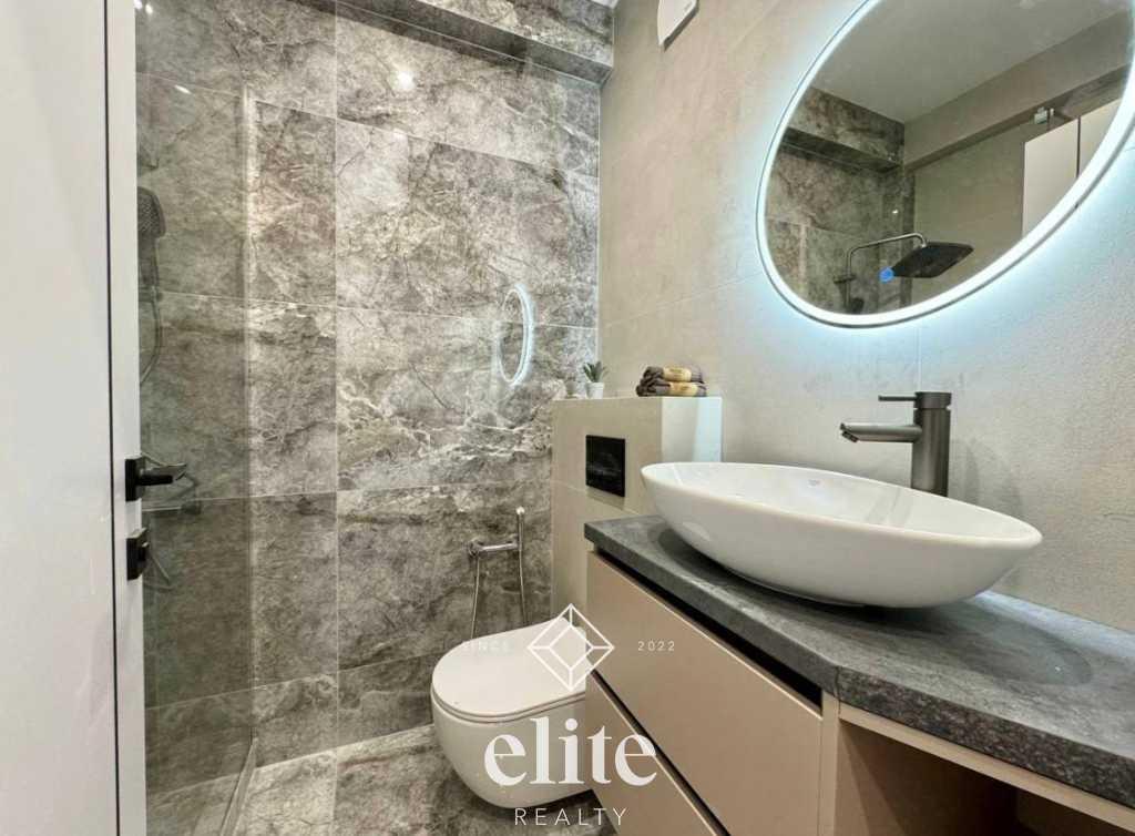 elite realty image