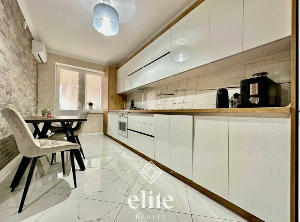 elite realty image