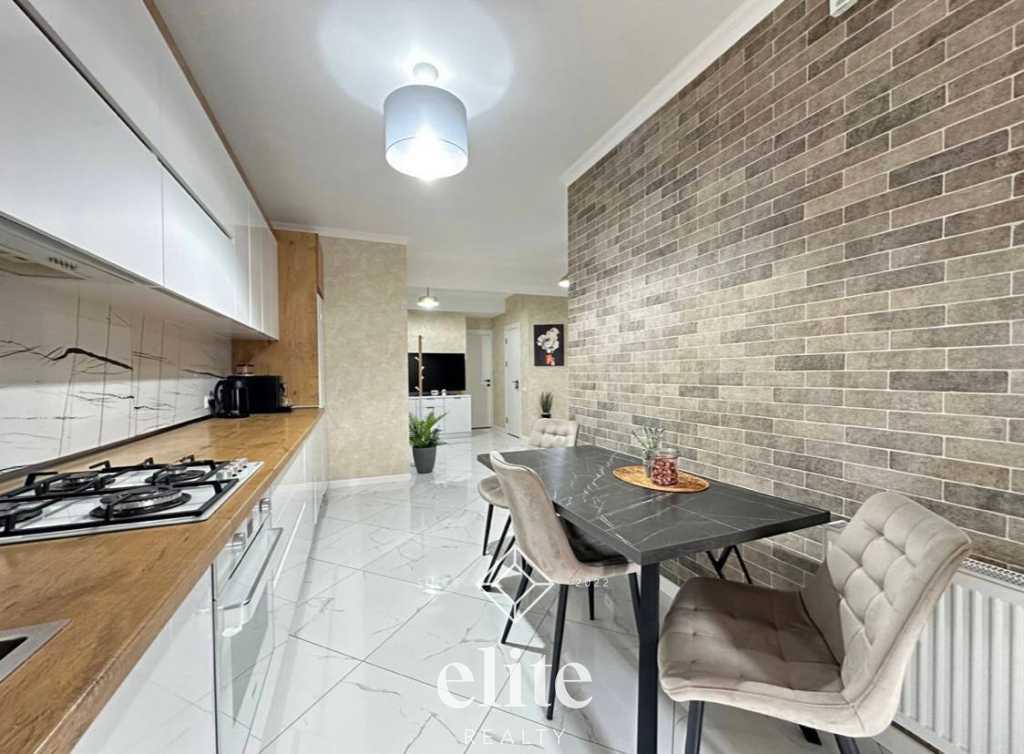 elite realty image